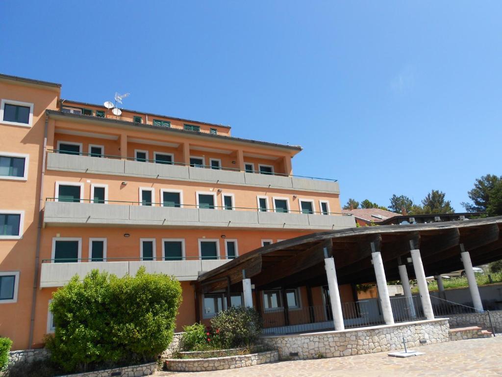 Hotel Santangelo 圣安吉罗山 外观 照片